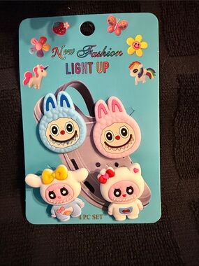 Light Up Kids Hair Clips - Blue & Pink Cute Character Set